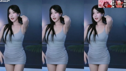Um show exclusivo com a sensual Helmi94