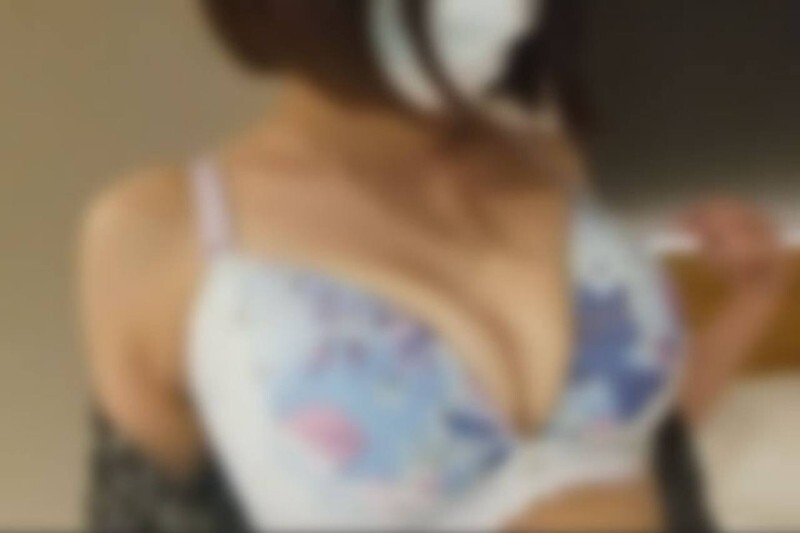 Mulher Casada e Creampie no Vídeo Amador