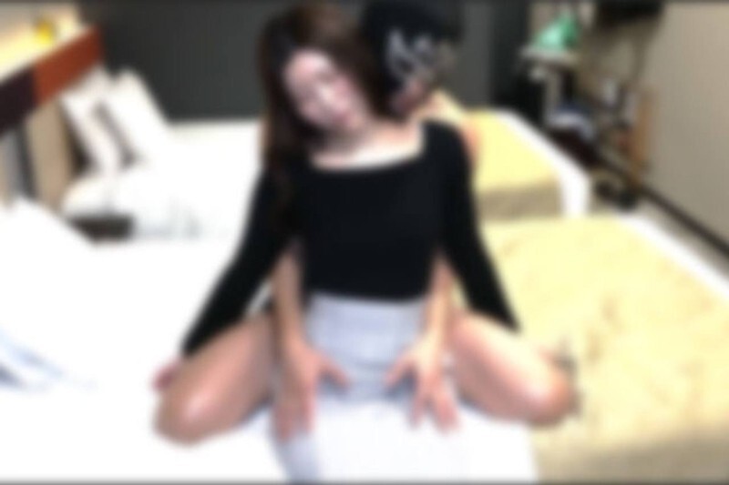 Exclusive: Married Woman Face Reveal & Intimate Creampie Scene