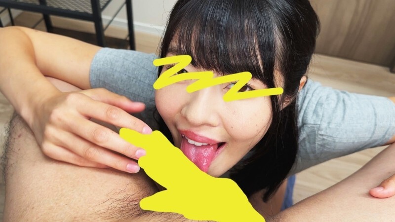 Babyfaced Beauty Showcases First-Class Licking Technique in Steamy Session