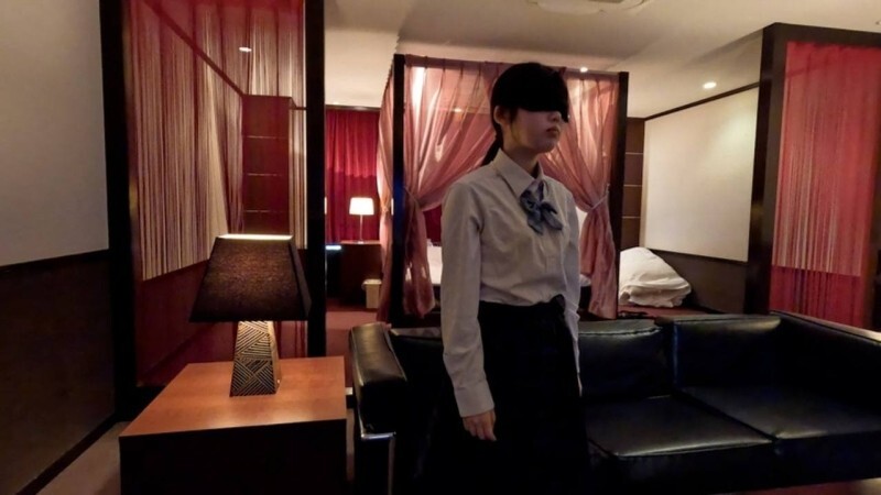 Video Exclusivo de Mugi (18) 155cm - Cena Completa e Ângulos Íntimos