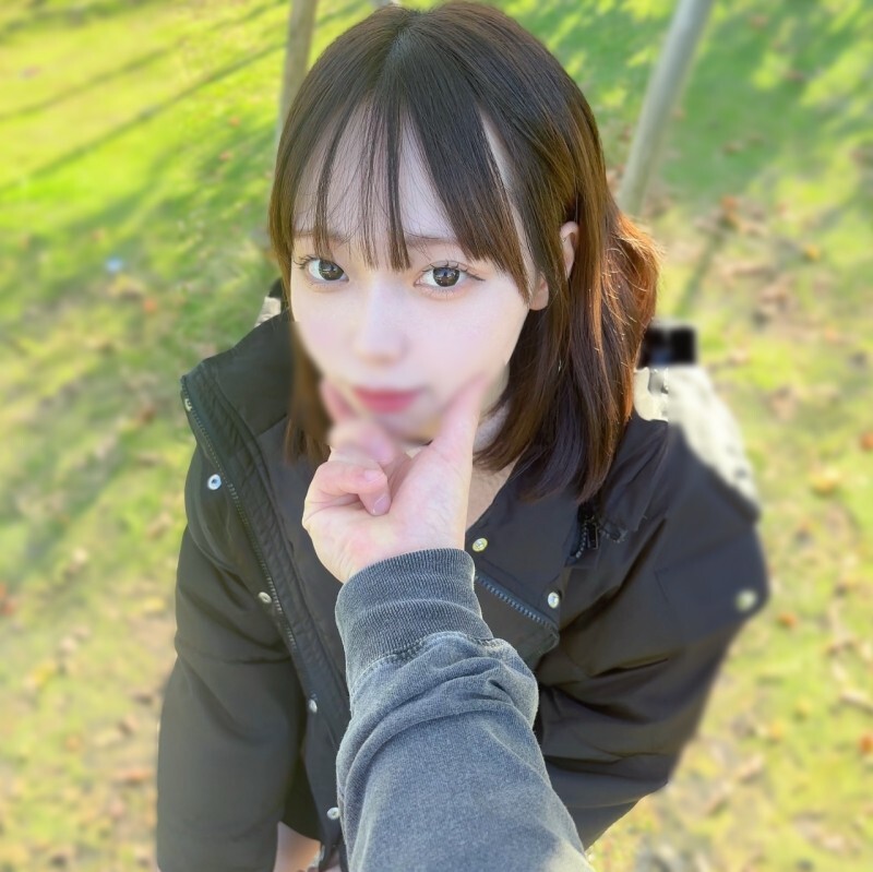 Uma artista local que se parece com Nishino Nishino e seu dialeto adorável