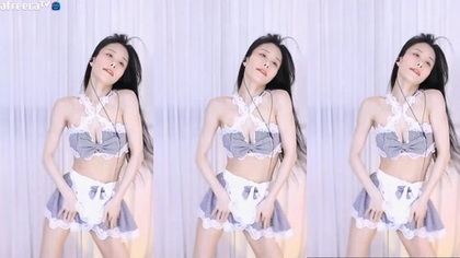 Mirae937 deslumbrando na sensual performance KBJ